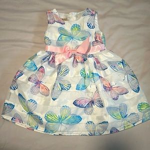 Two toddler dresses in 4T and 6.